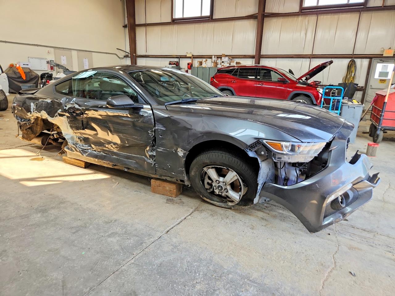 2015 Ford Mustang Gray vin: 1FA6P8TH5F5394070