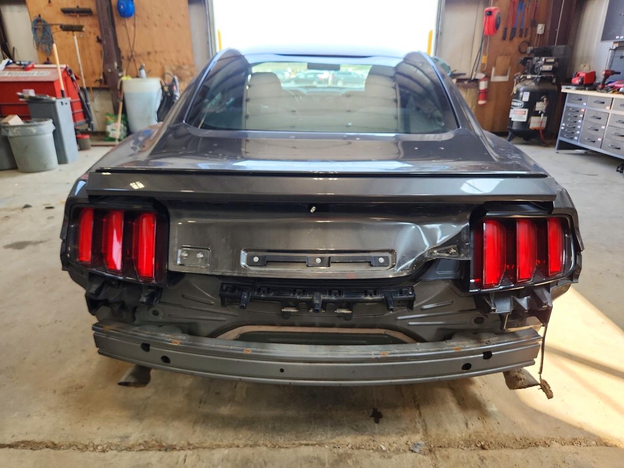 2015 Ford Mustang Gray vin: 1FA6P8TH5F5394070