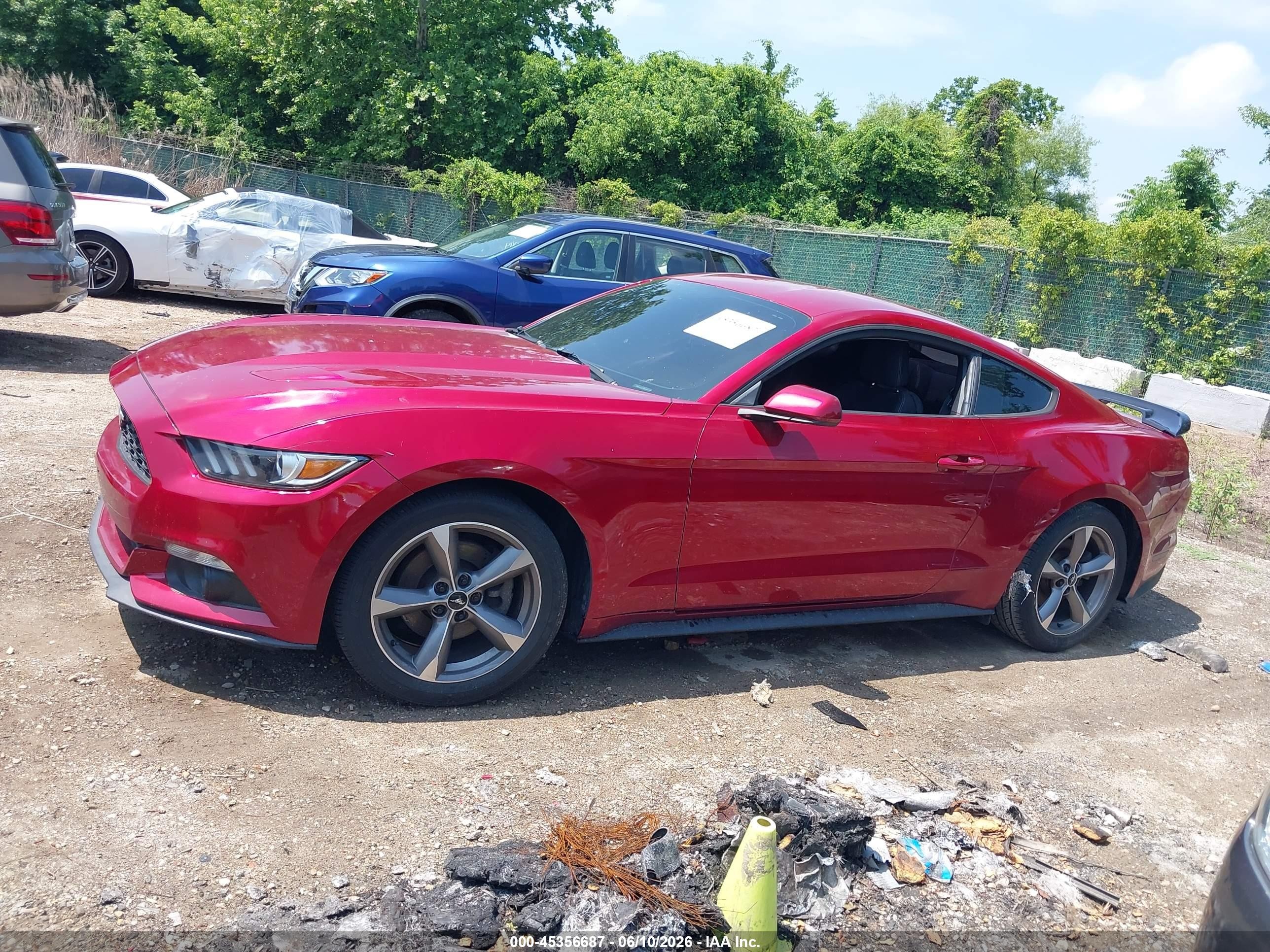 2017 Ford Mustang Ecoboost Red vin: 1FA6P8TH5H5239036