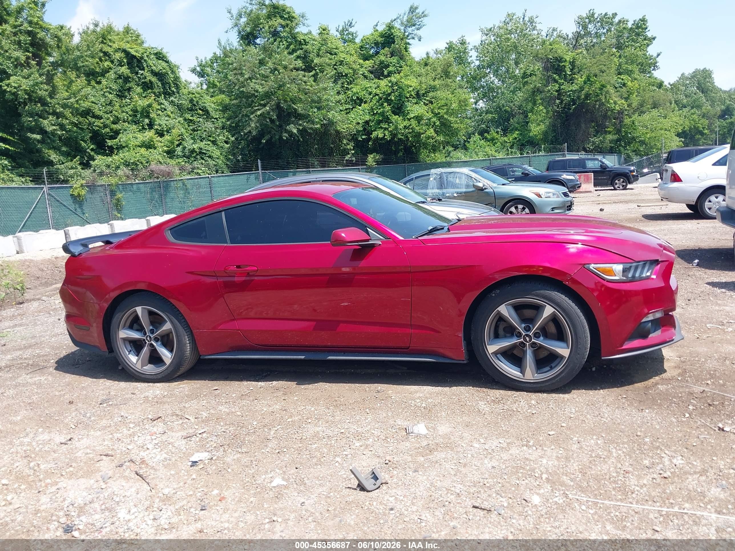 2017 Ford Mustang Ecoboost Red vin: 1FA6P8TH5H5239036