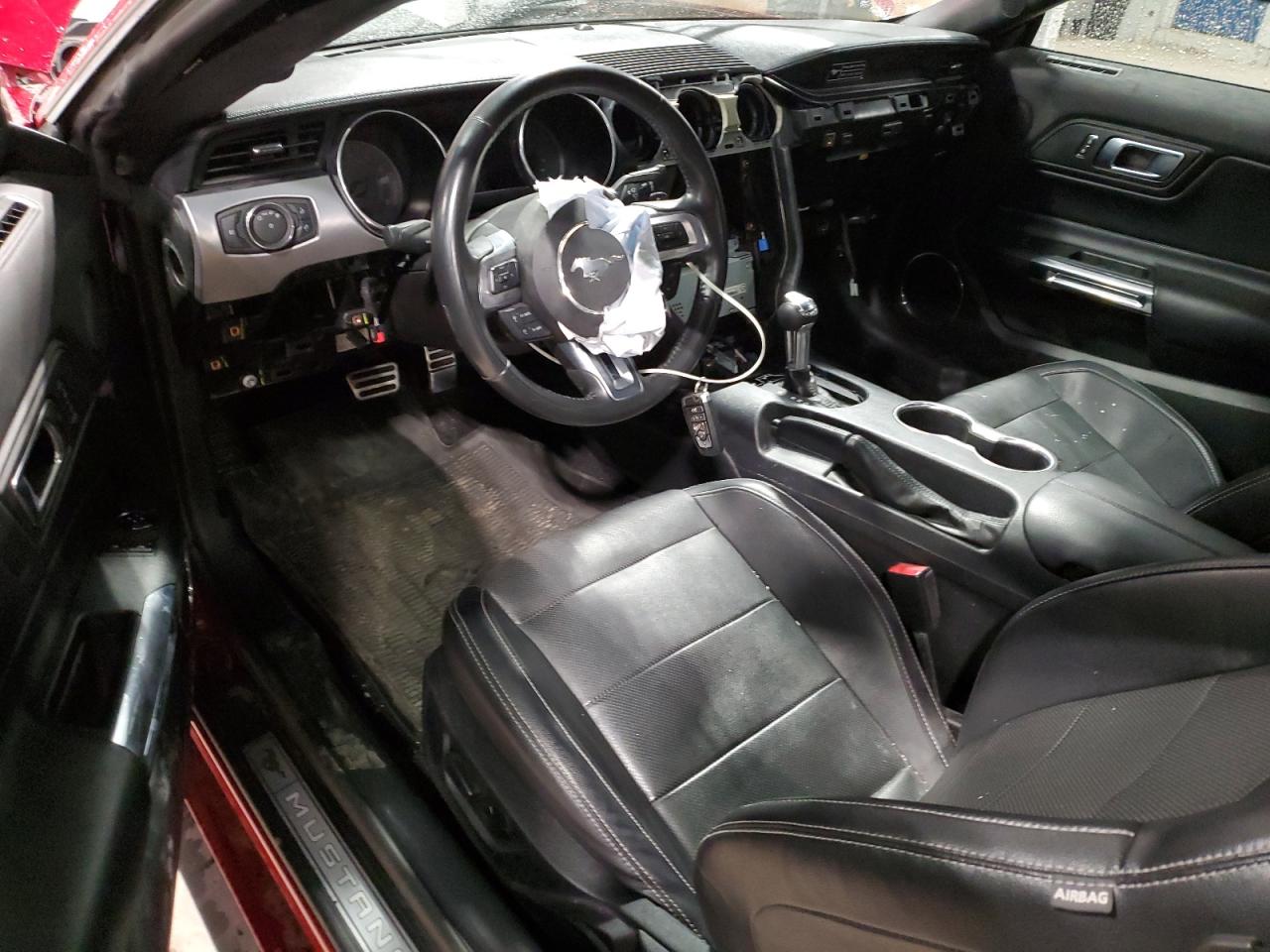 2020 Ford Mustang Красный vin: 1FA6P8TH5L5179591