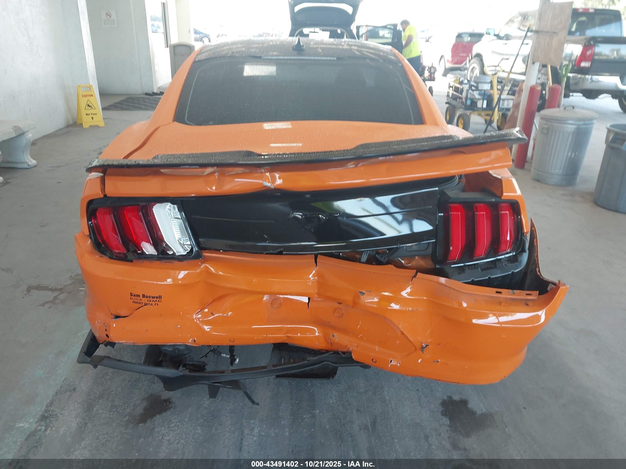 2021 Ford Mustang Ecoboost Fastback Orange vin: 1FA6P8TH5M5110420