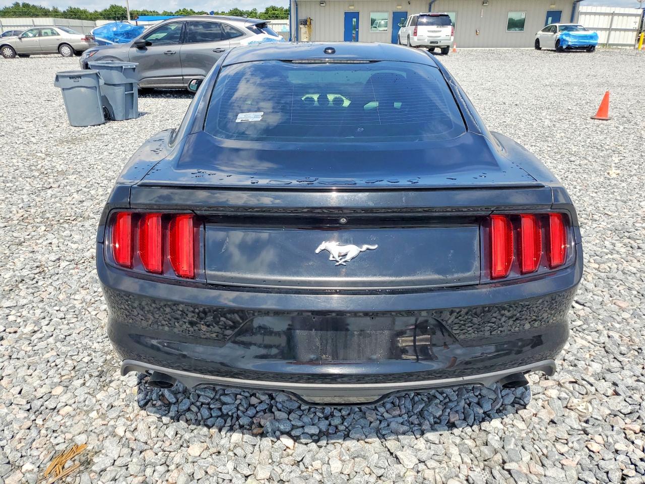 2015 Ford Mustang Black vin: 1FA6P8TH6F5315943
