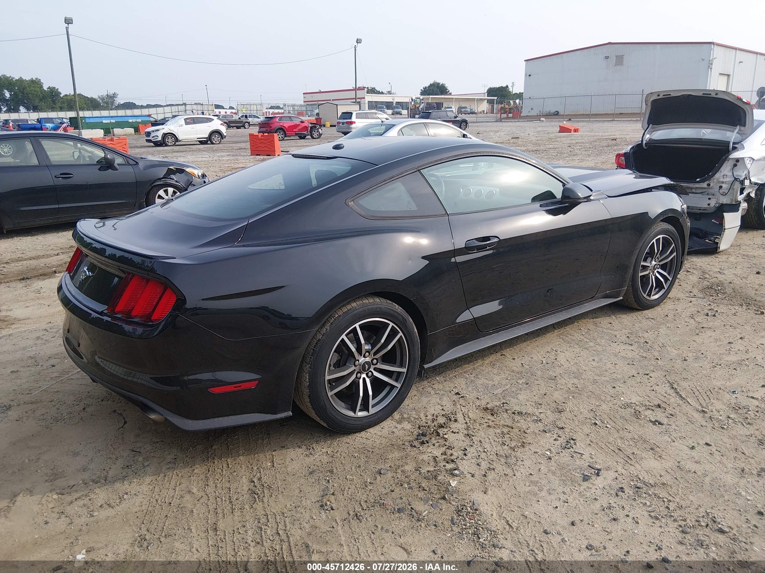 2015 Ford Mustang Ecoboost Черный vin: 1FA6P8TH6F5320771