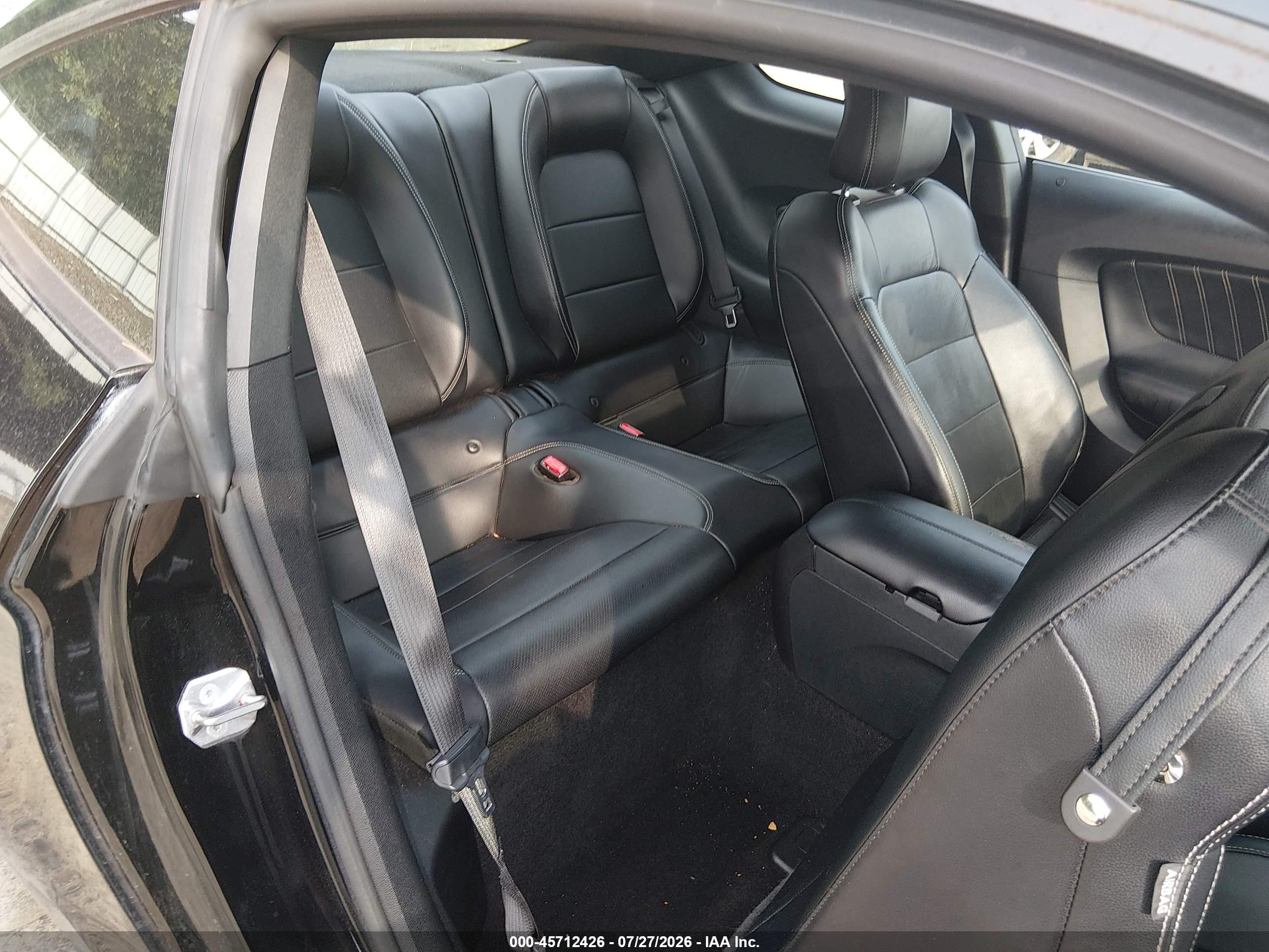 2015 Ford Mustang Ecoboost Черный vin: 1FA6P8TH6F5320771