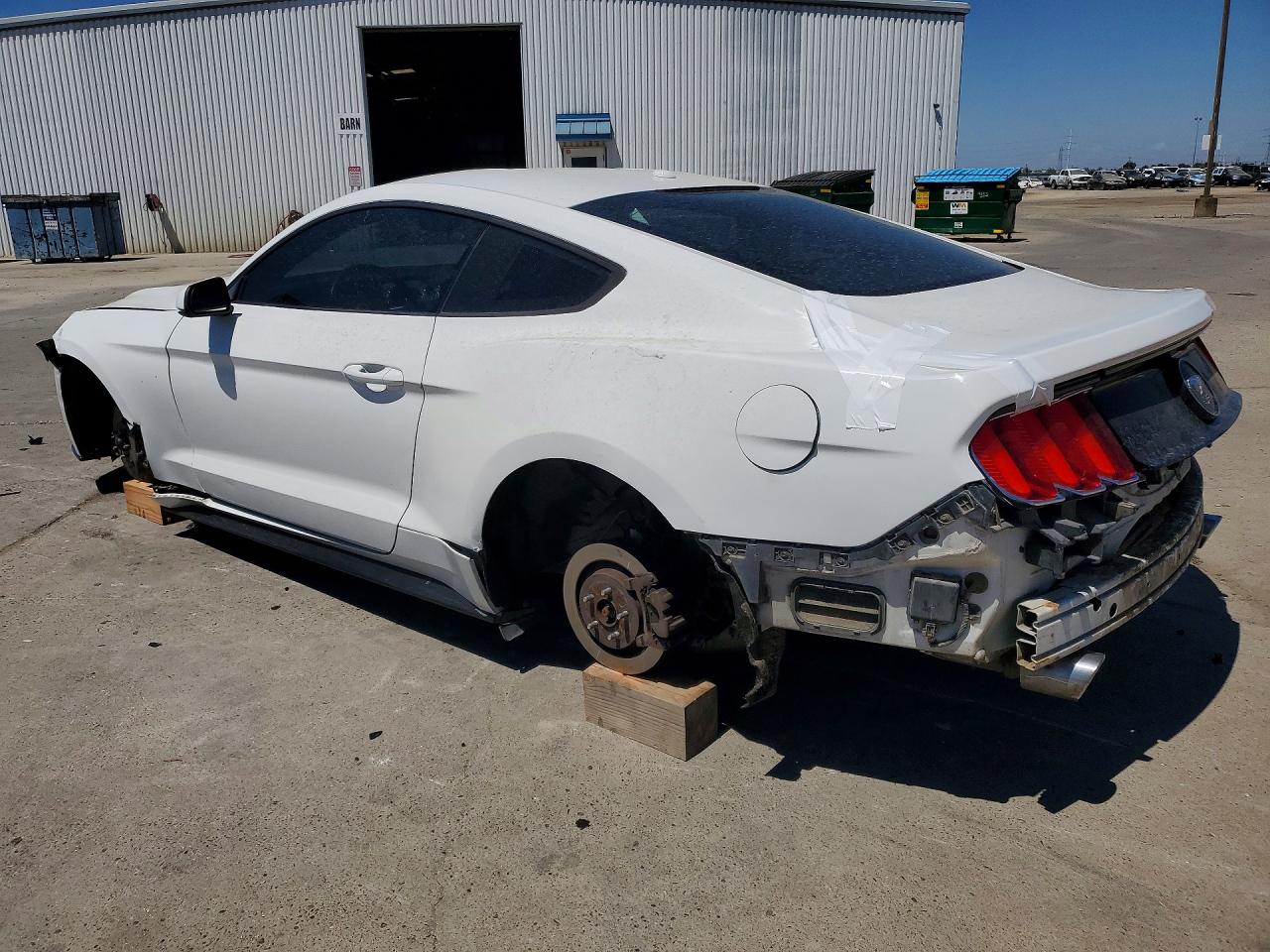 2015 Ford Mustang White vin: 1FA6P8TH6F5338803