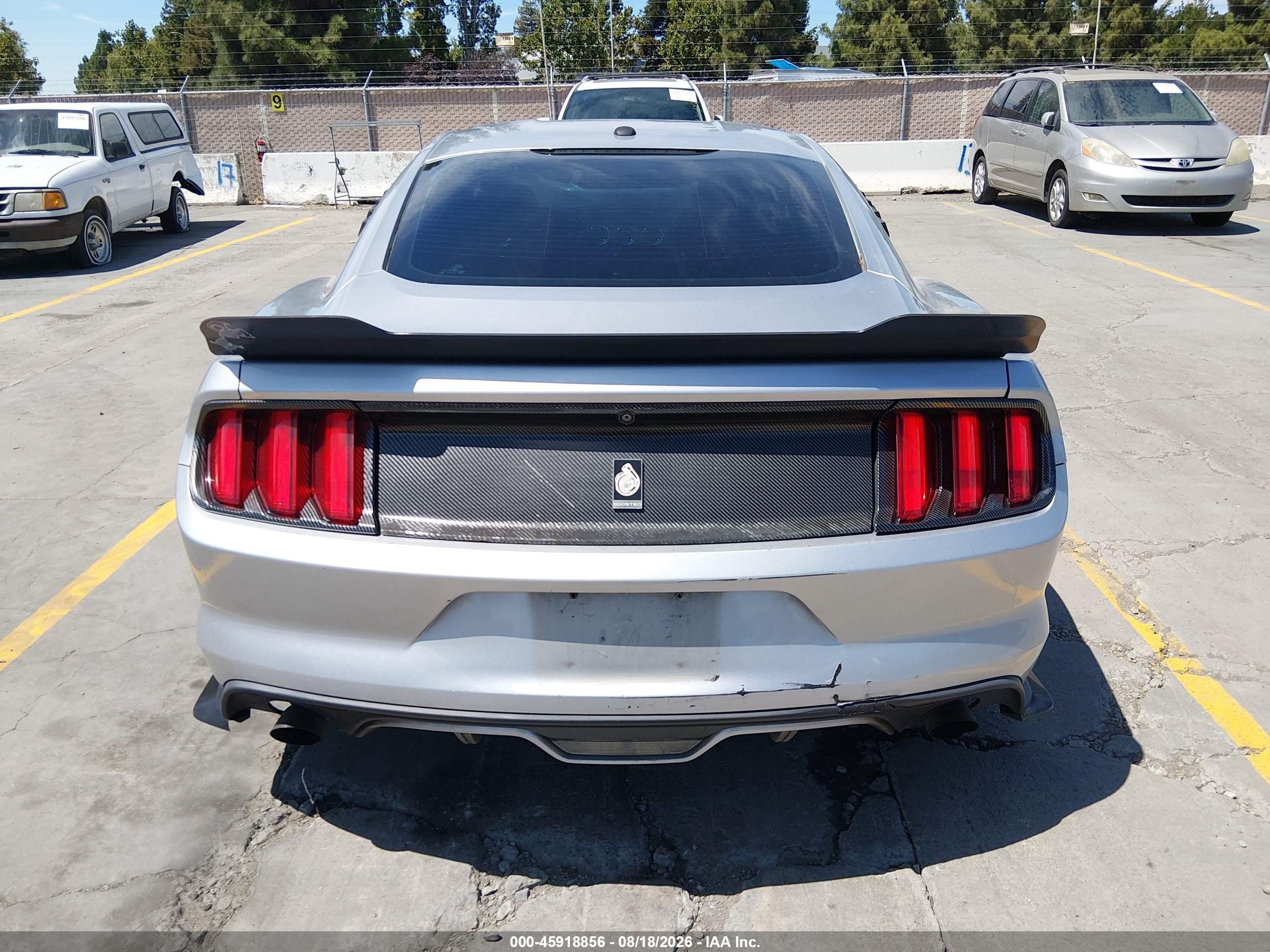 2015 Ford Mustang Ecoboost Серебряный vin: 1FA6P8TH6F5339675