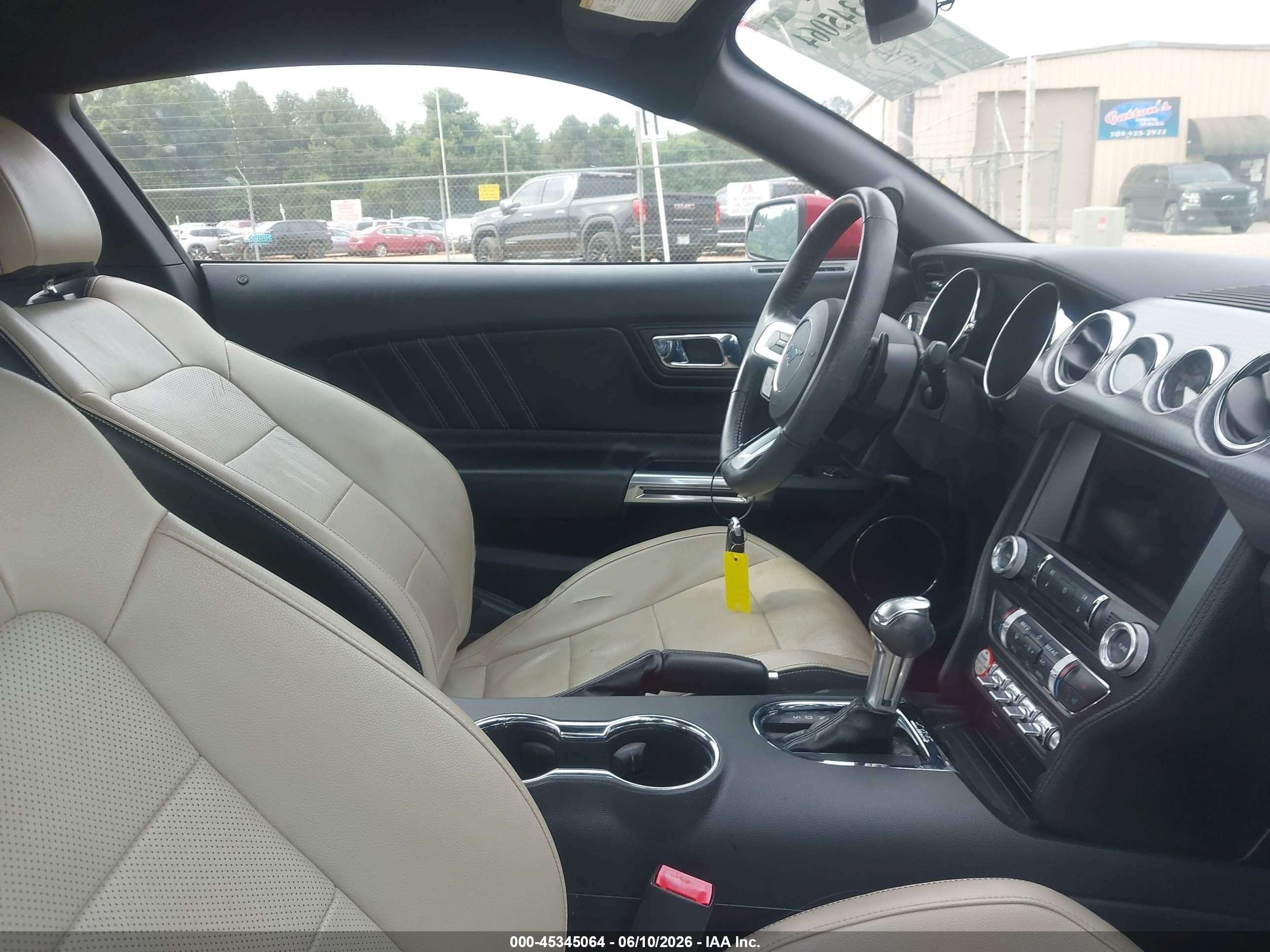 2015 Ford Mustang Ecoboost Red vin: 1FA6P8TH6F5341183