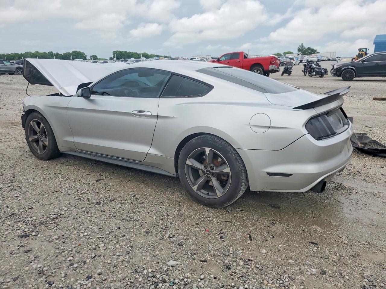 2015 Ford Mustang Silver vin: 1FA6P8TH6F5368318