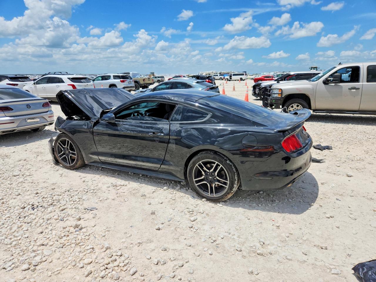 2015 Ford Mustang Black vin: 1FA6P8TH6F5373549