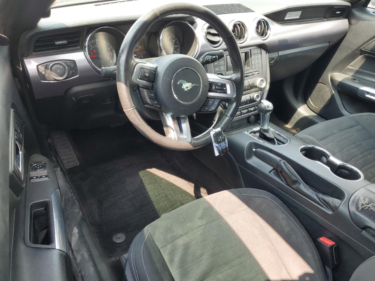 2015 Ford Mustang Серый vin: 1FA6P8TH6F5374605
