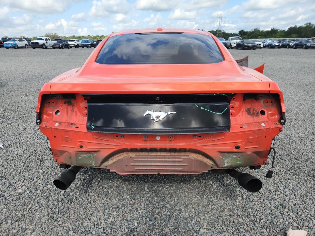 2015 Ford Mustang Orange vin: 1FA6P8TH6F5385166