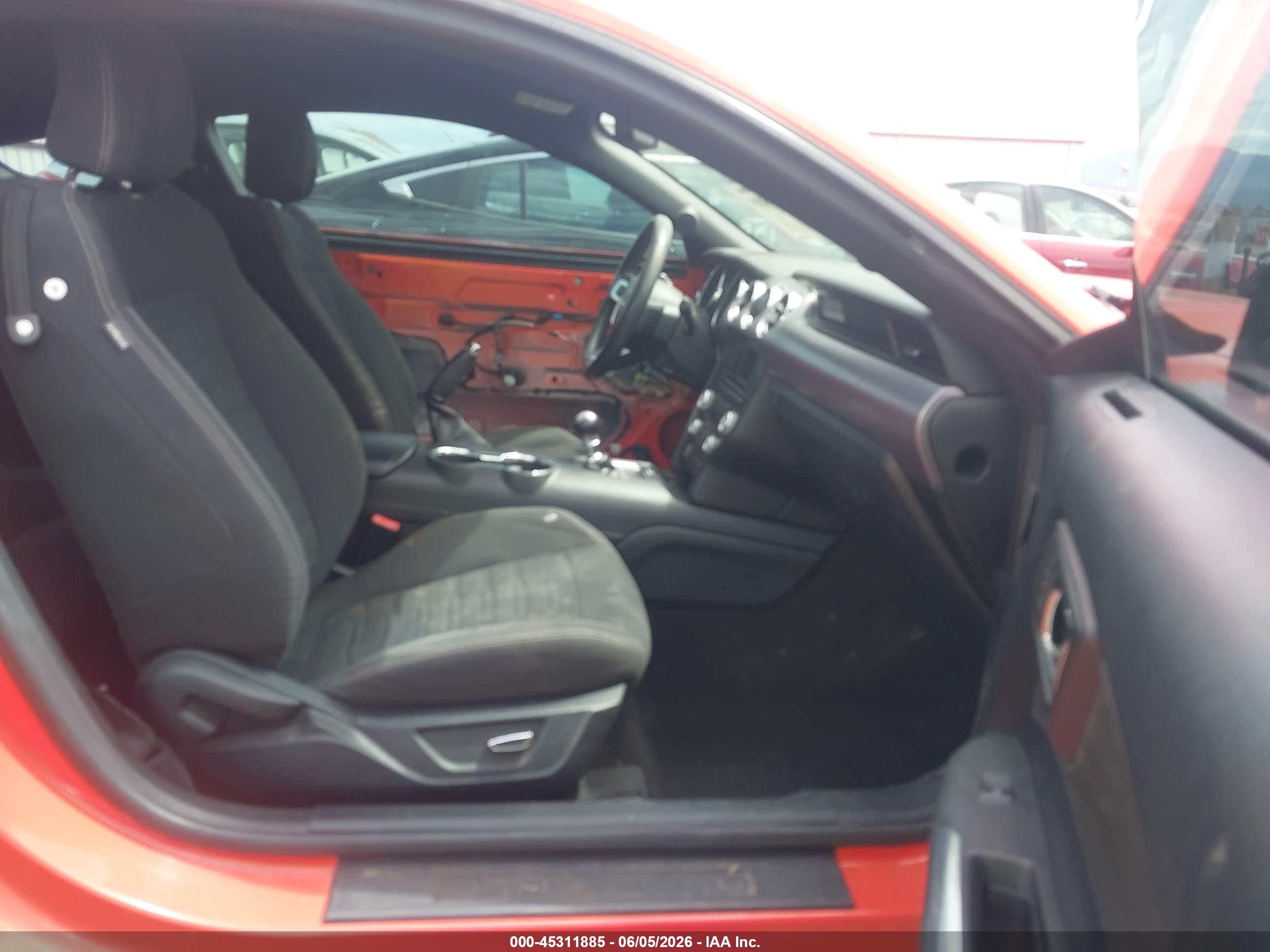 2015 Ford Mustang Ecoboost Orange vin: 1FA6P8TH6F5418778