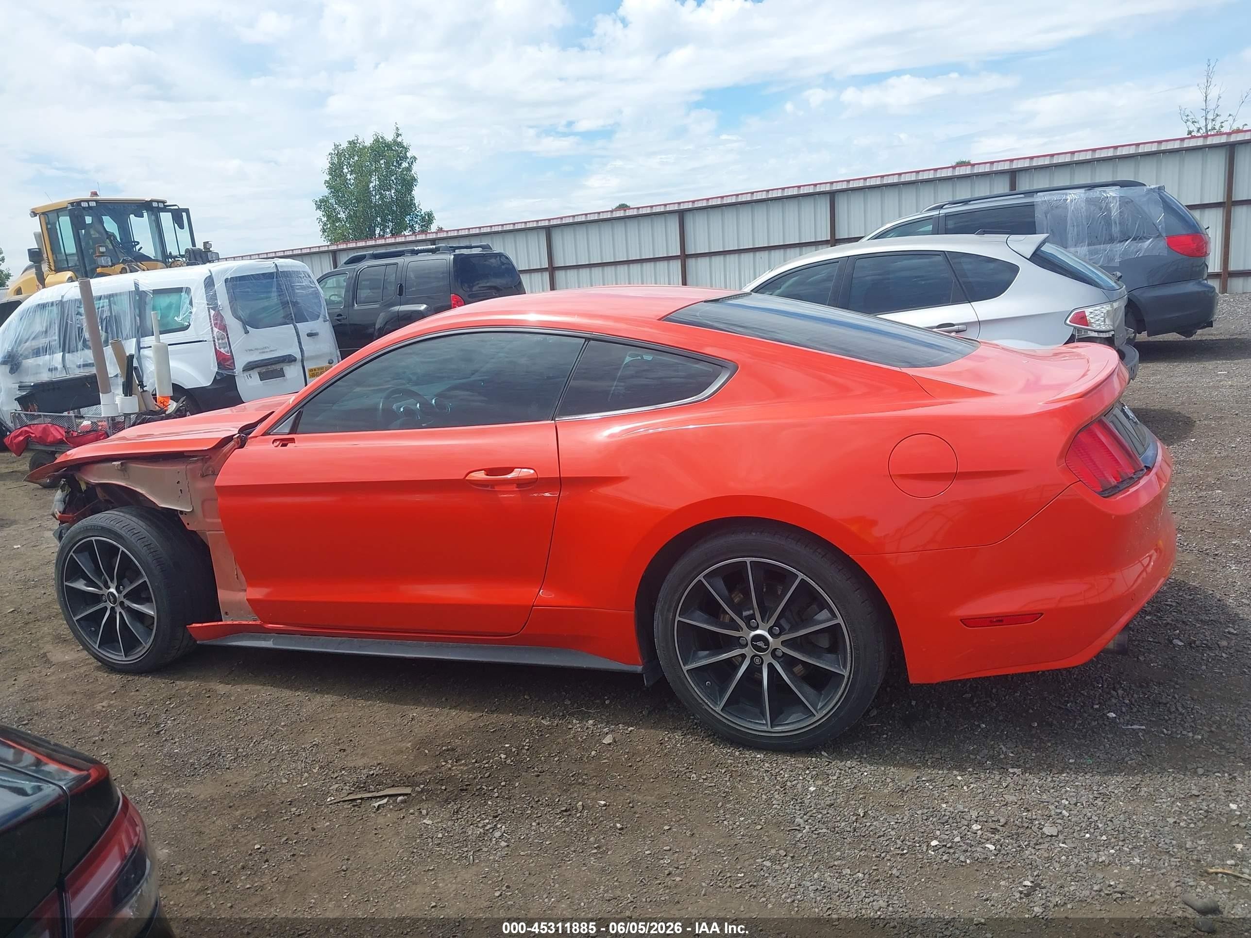 2015 Ford Mustang Ecoboost Orange vin: 1FA6P8TH6F5418778