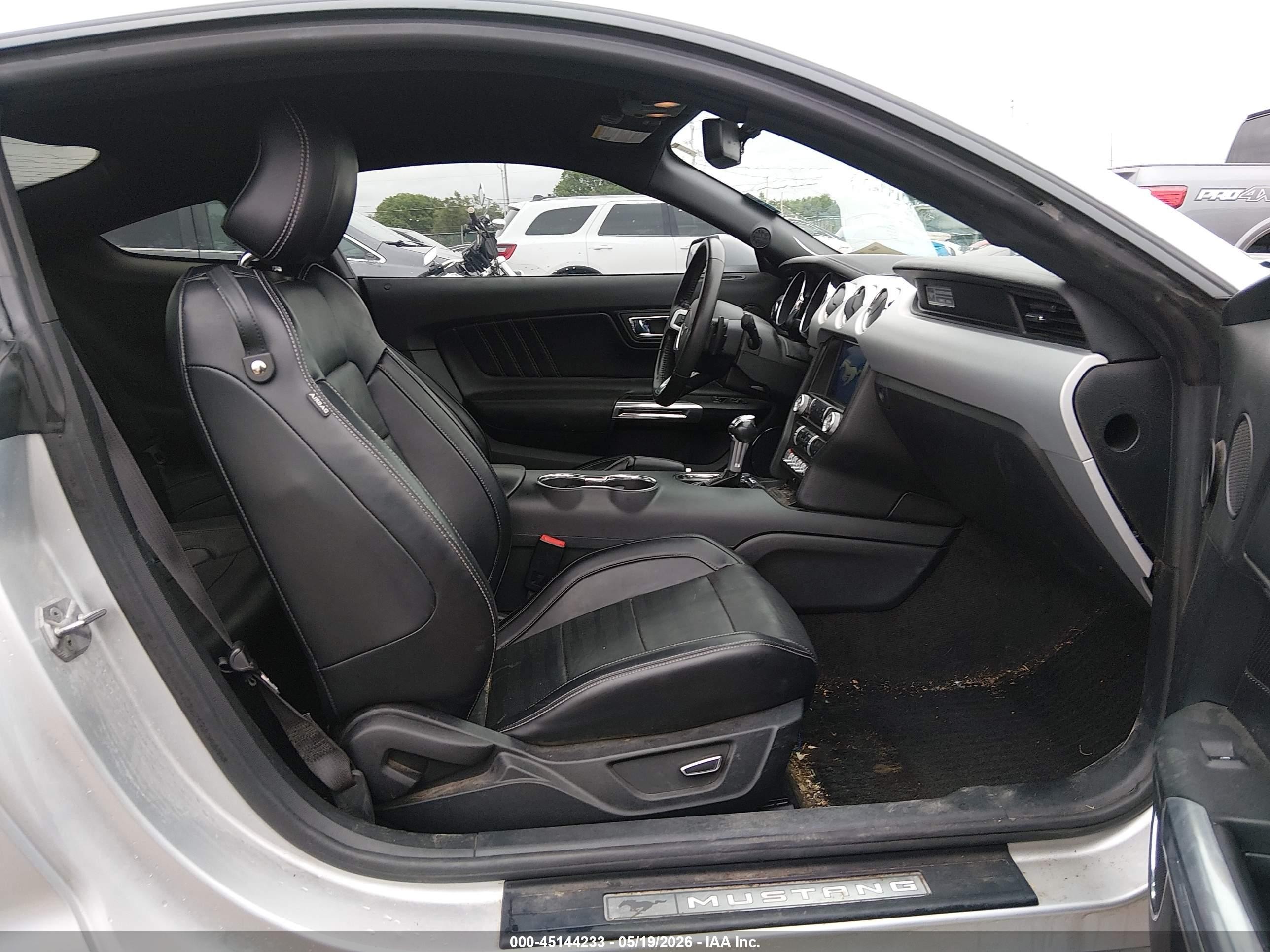 2015 Ford Mustang Ecoboost Silver vin: 1FA6P8TH6F5424161