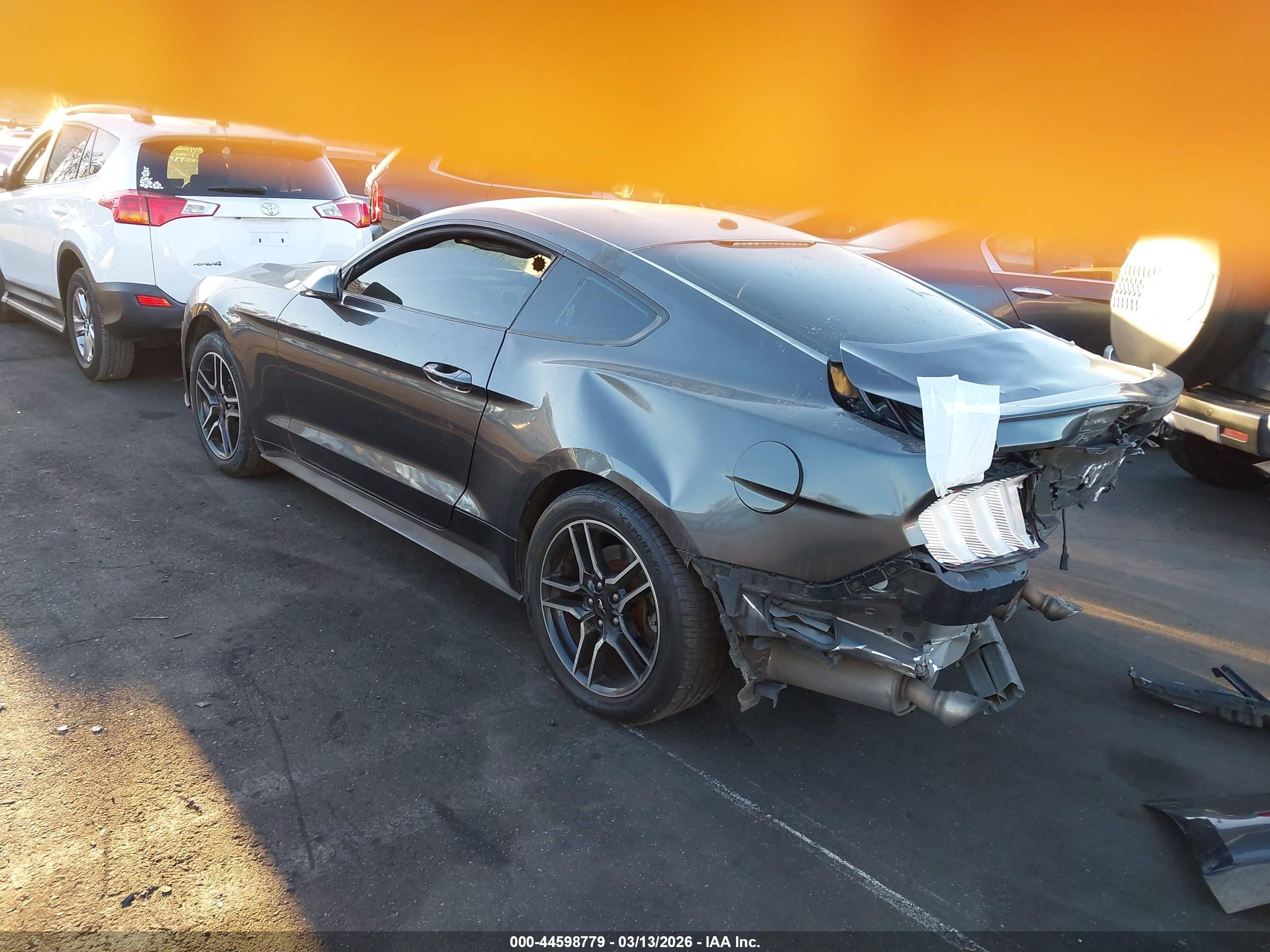 2018 Ford Mustang Ecoboost Gray vin: 1FA6P8TH6J5143731