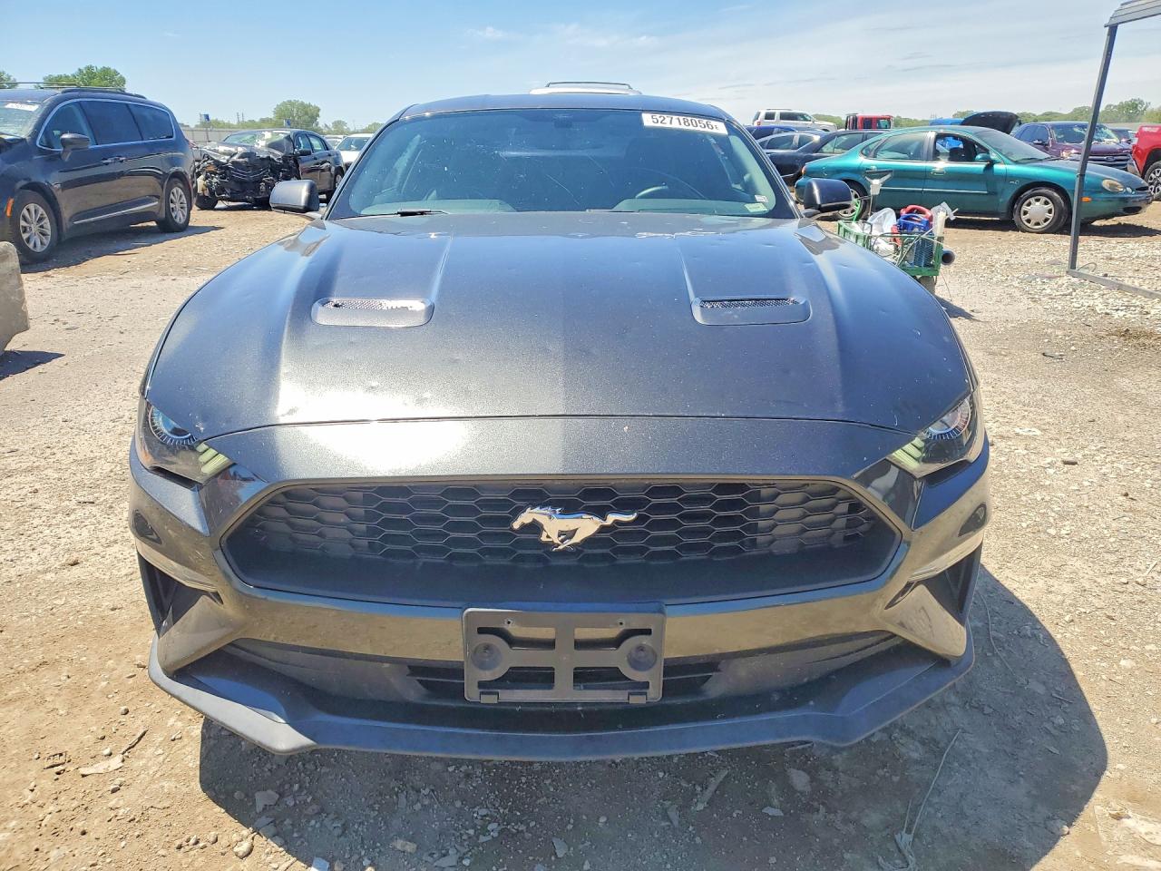 2019 Ford Mustang Серый vin: 1FA6P8TH6K5106339