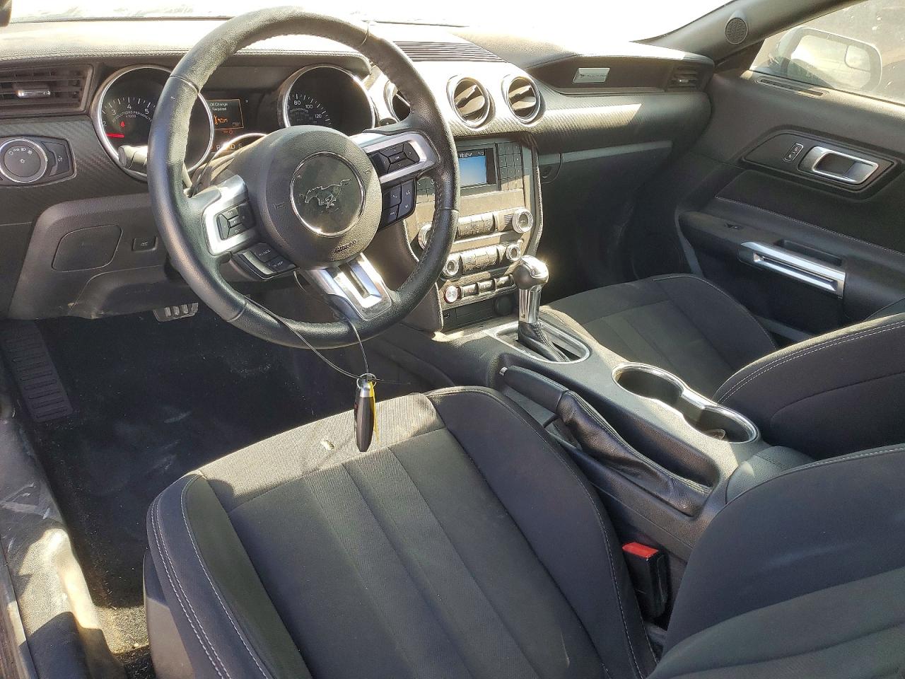 2019 Ford Mustang Black vin: 1FA6P8TH6K5152950