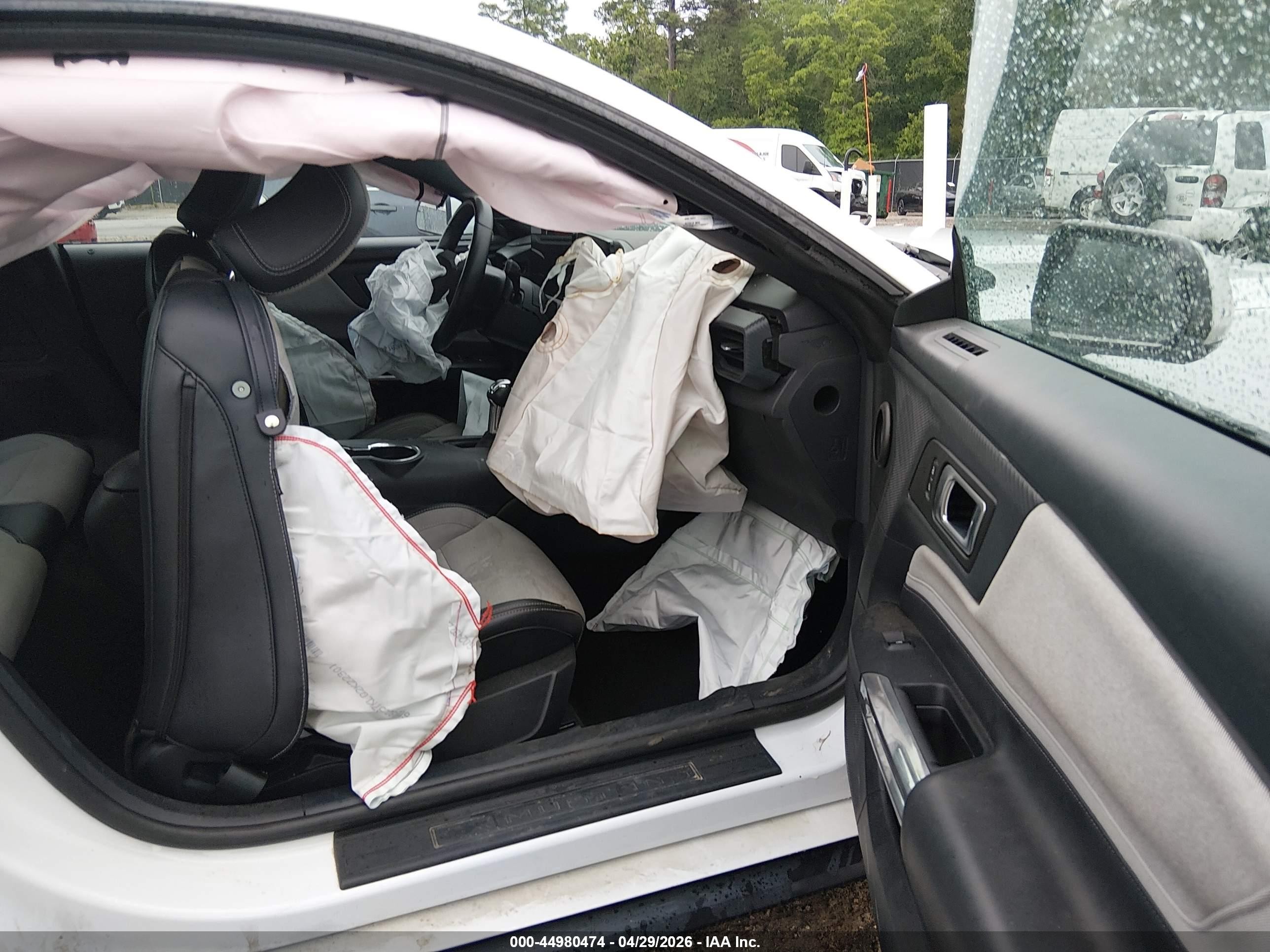 2024 Ford Mustang Ecoboost Fastback White vin: 1FA6P8TH6R5107324