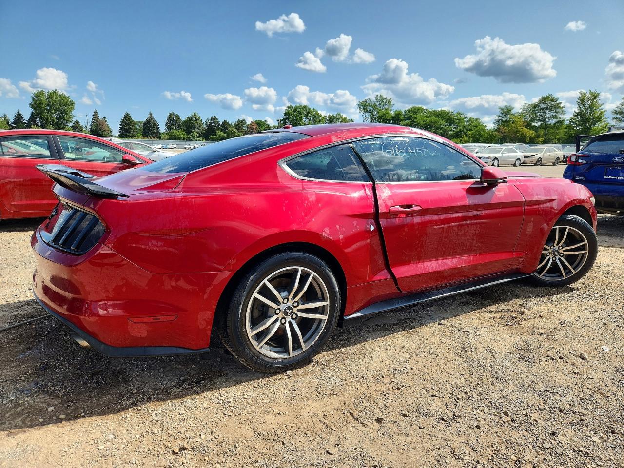 2015 Ford Mustang Red vin: 1FA6P8TH7F5317751