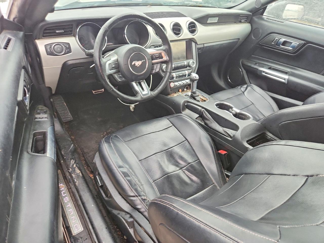 2015 Ford Mustang Серебряный vin: 1FA6P8TH7F5407823