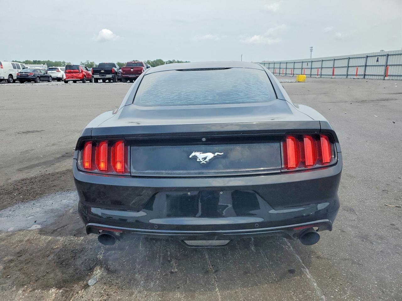 2015 Ford Mustang Black vin: 1FA6P8TH7F5417252