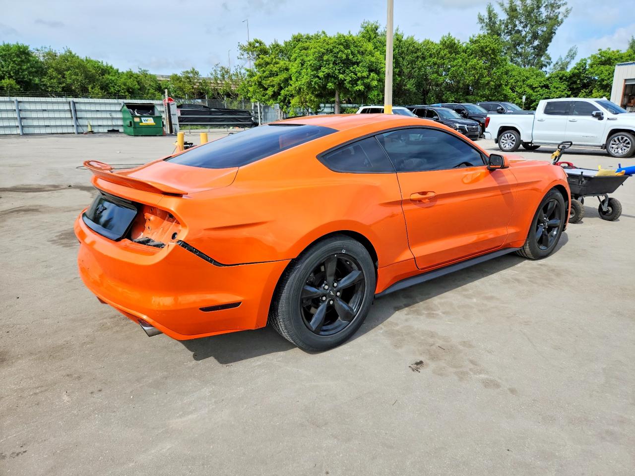 2015 Ford Mustang Orange vin: 1FA6P8TH7F5417929