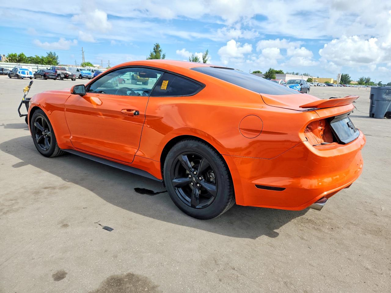 2015 Ford Mustang Orange vin: 1FA6P8TH7F5417929