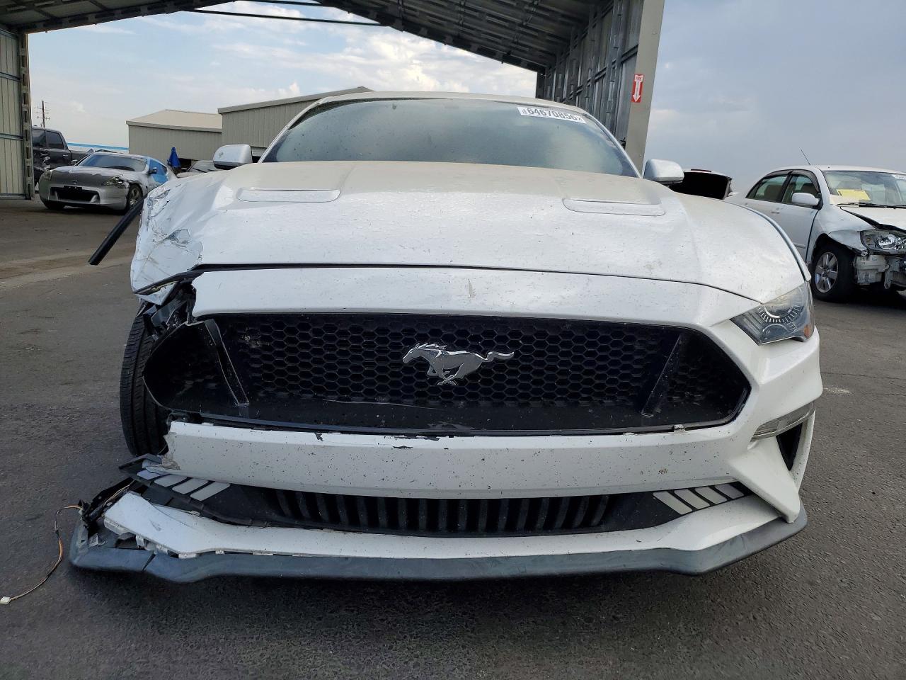 2019 Ford Mustang White vin: 1FA6P8TH7K5119147