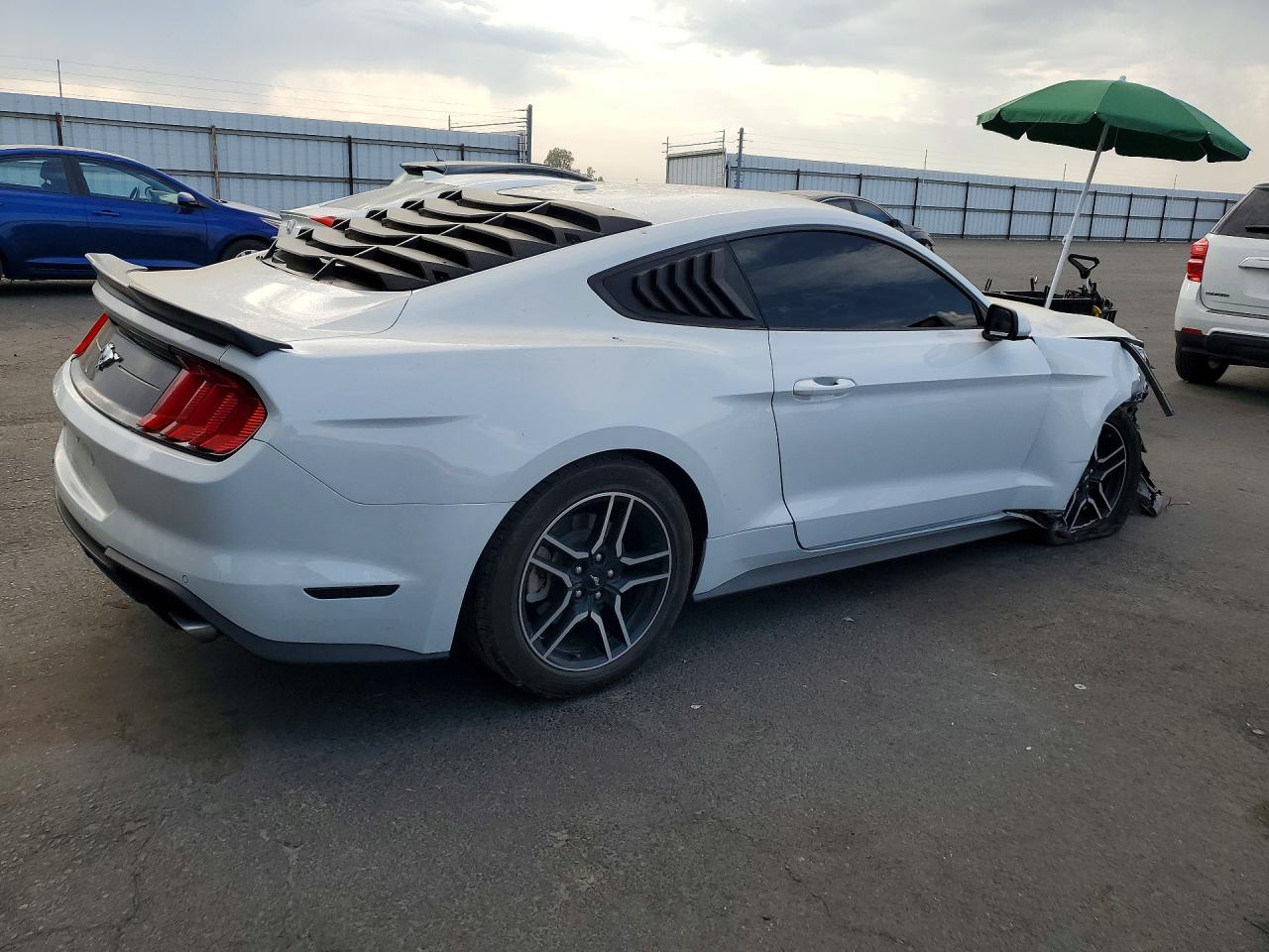 2019 Ford Mustang White vin: 1FA6P8TH7K5119147