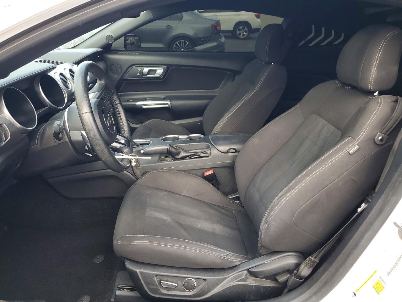 2019 Ford Mustang White vin: 1FA6P8TH7K5119147