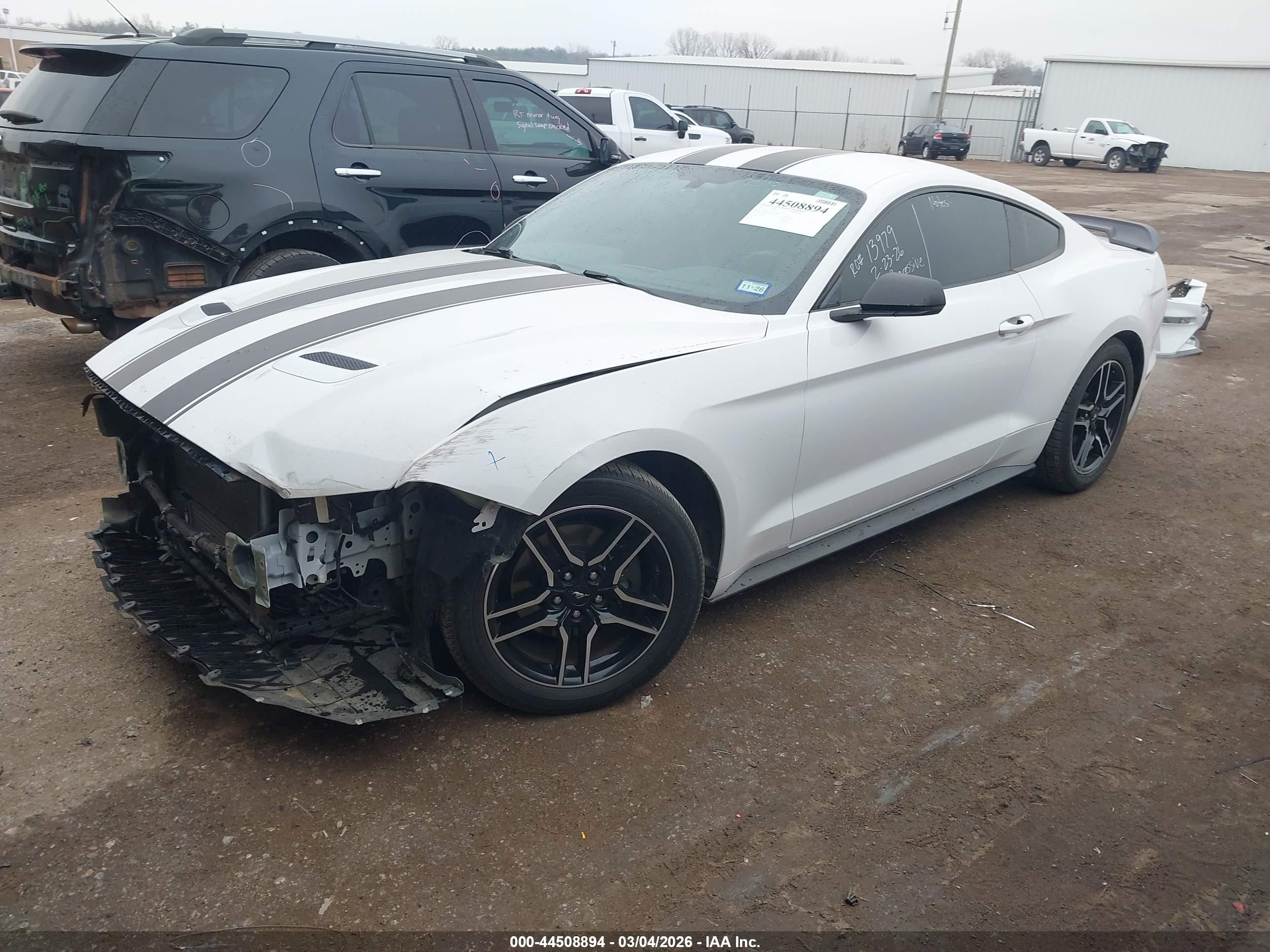 2020 Ford Mustang Ecoboost Premium Fastback White vin: 1FA6P8TH7L5134703