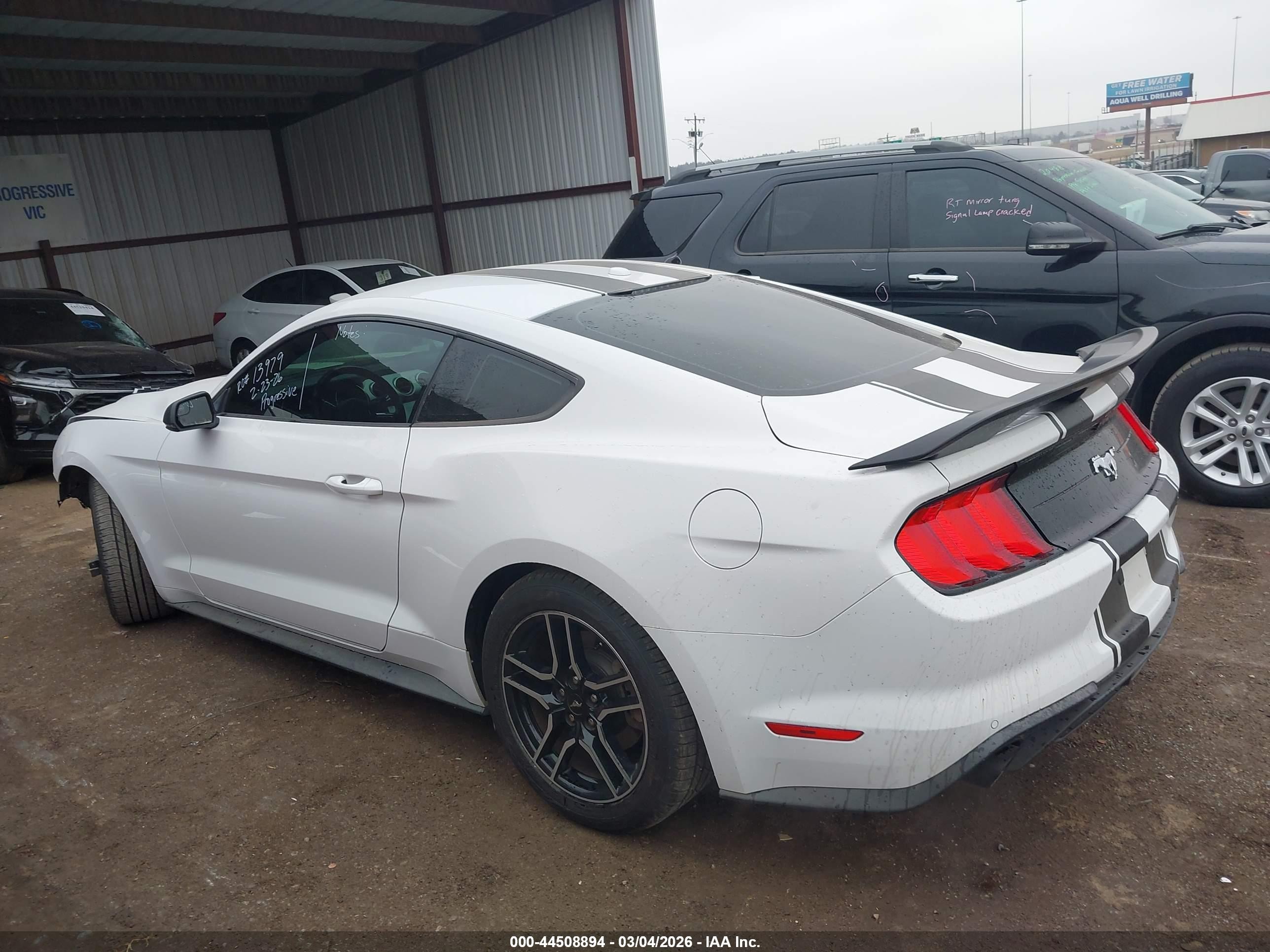 2020 Ford Mustang Ecoboost Premium Fastback White vin: 1FA6P8TH7L5134703