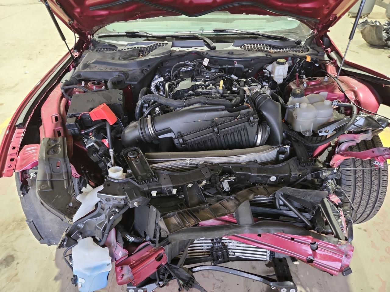 2025 Ford Mustang Красный vin: 1FA6P8TH7S5109153 Damage: Engine, Cracked, Replacement Required