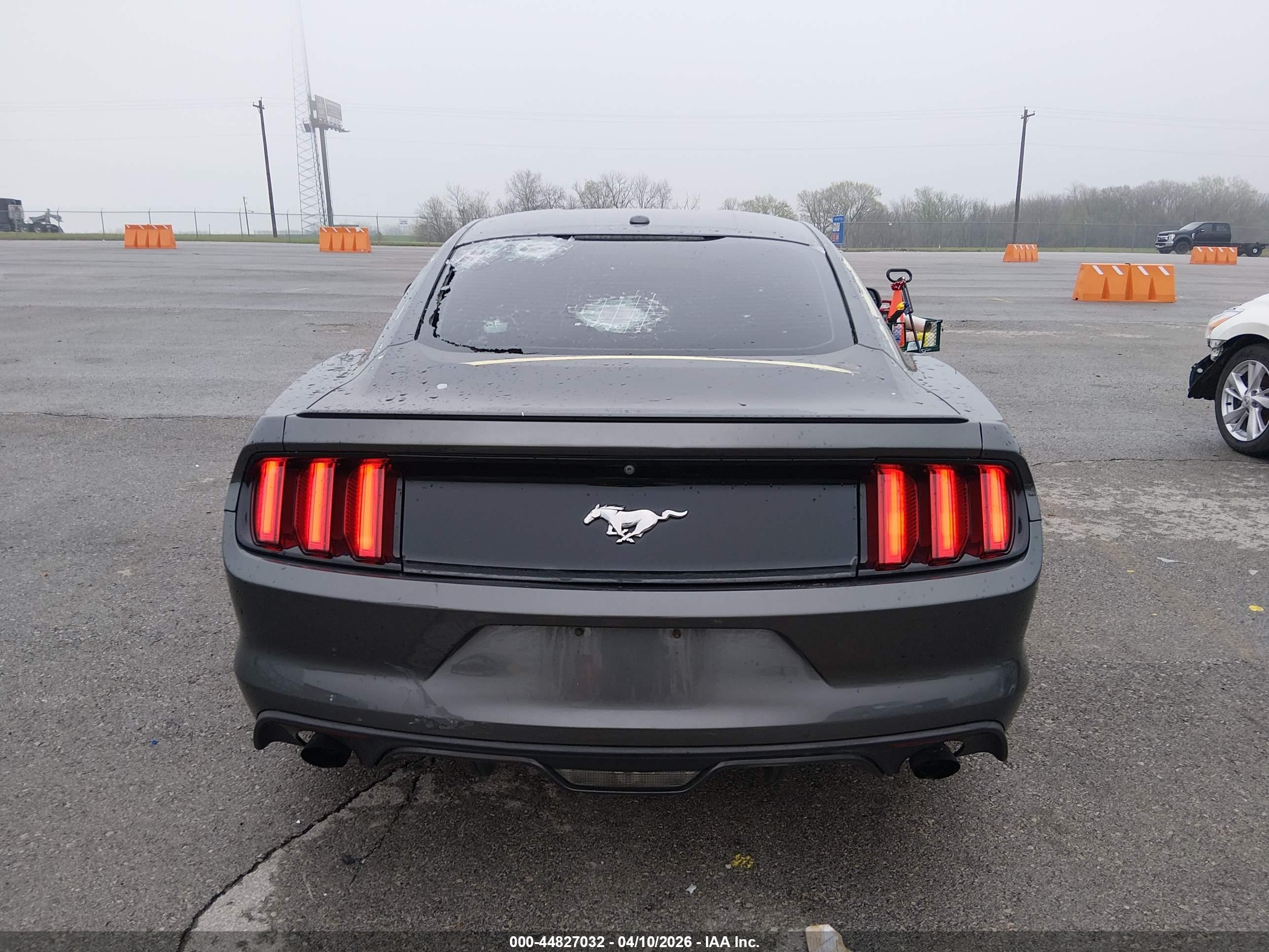 2015 Ford Mustang Ecoboost Gray vin: 1FA6P8TH8F5299714