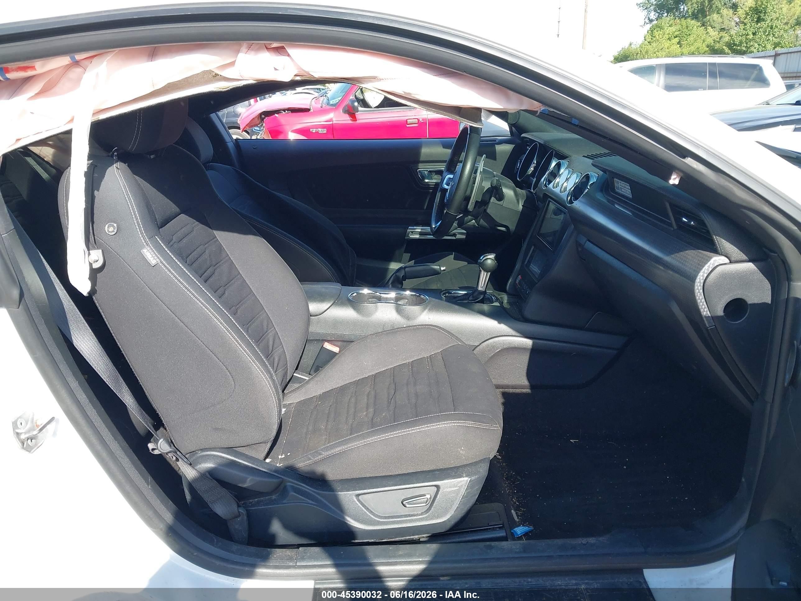 2015 Ford Mustang Ecoboost White vin: 1FA6P8TH8F5337085