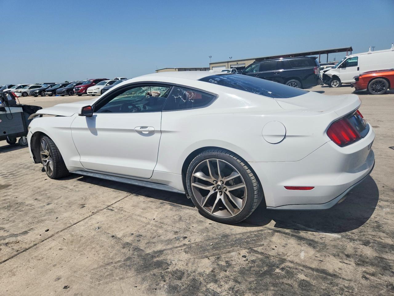 2015 Ford Mustang White vin: 1FA6P8TH8F5354906