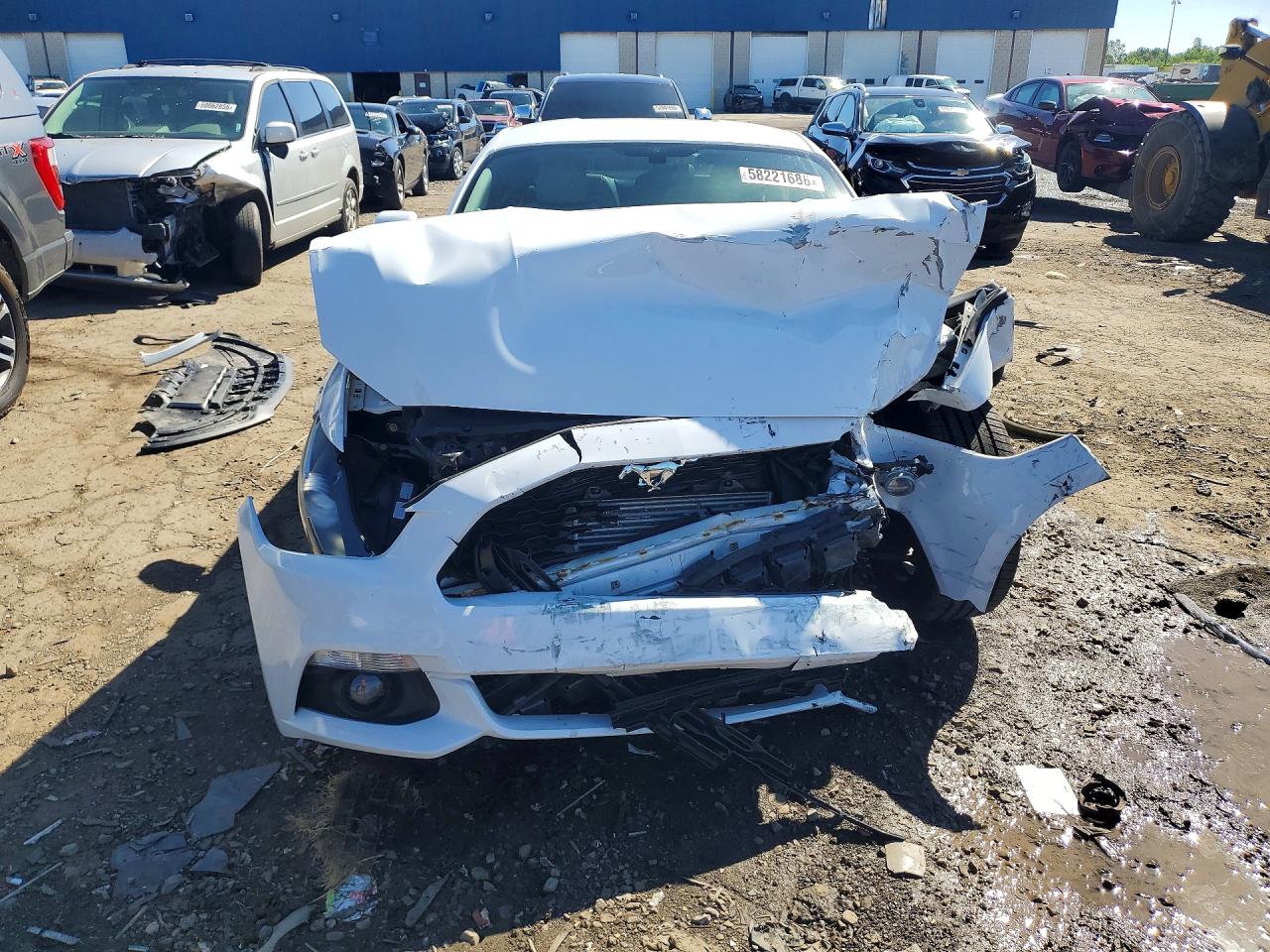 2015 Ford Mustang White vin: 1FA6P8TH8F5362195