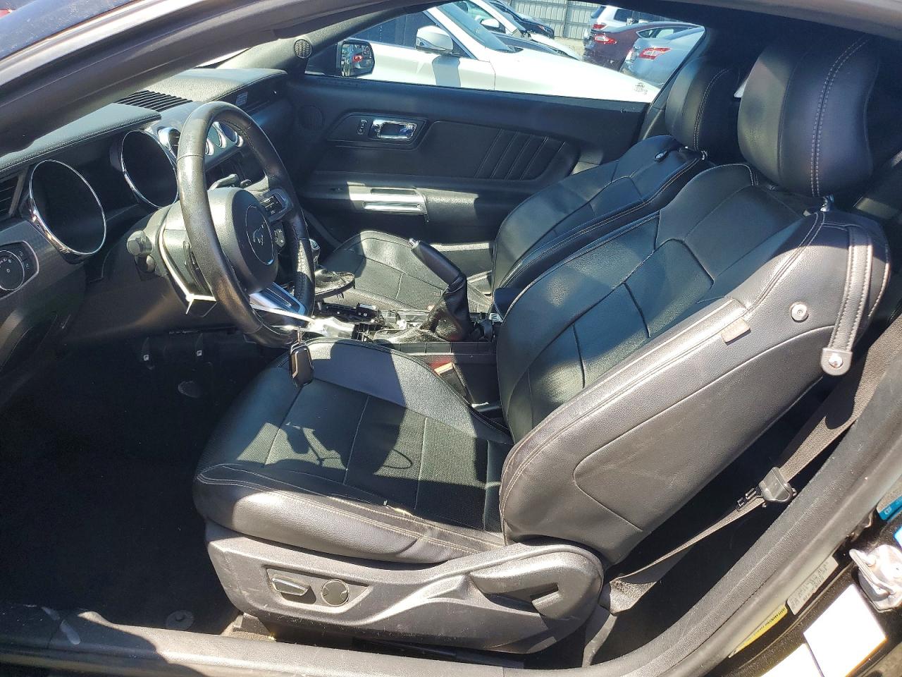 2015 Ford Mustang Black vin: 1FA6P8TH8F5363623