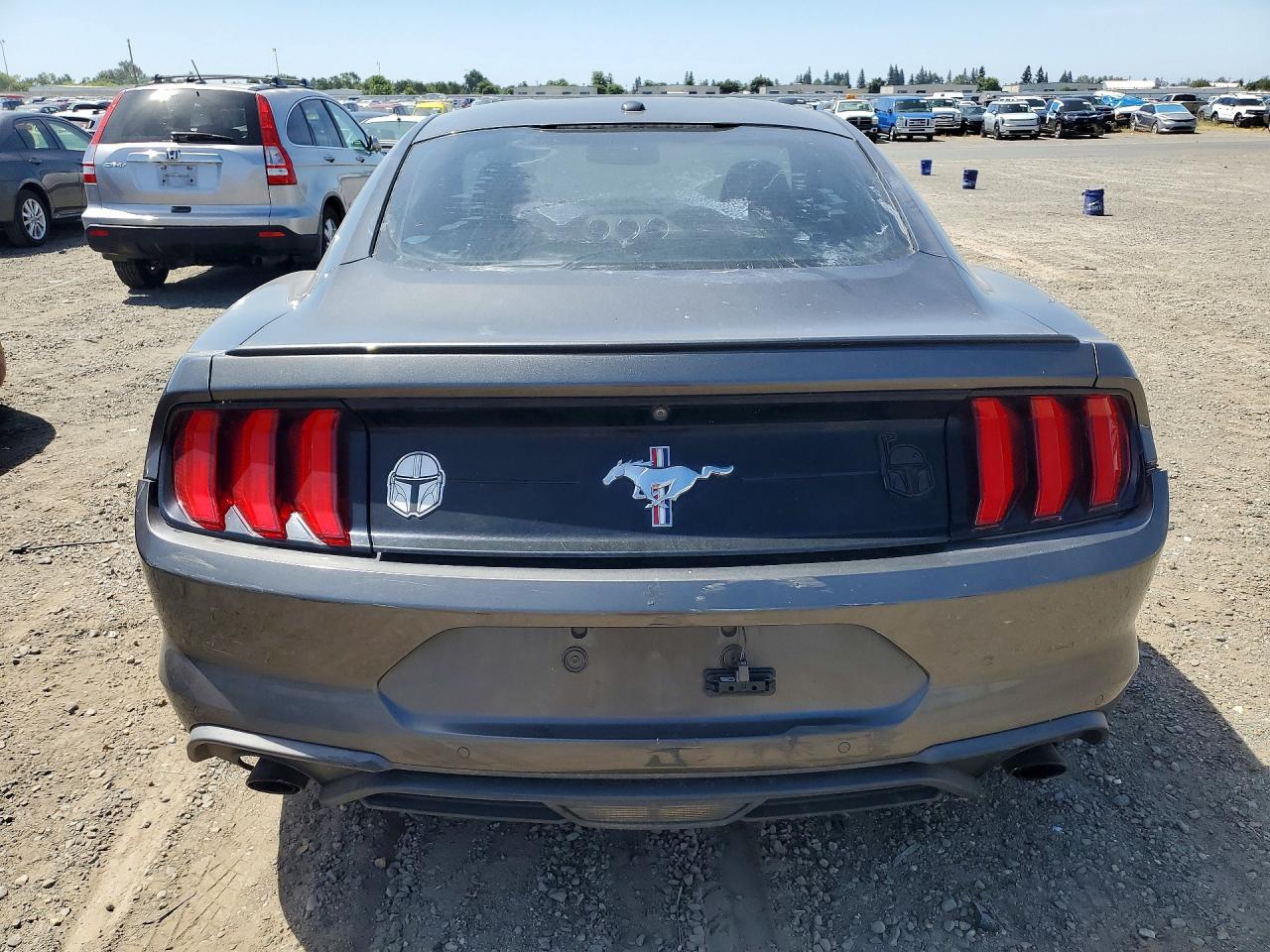 2018 Ford Mustang Gray vin: 1FA6P8TH8J5123139