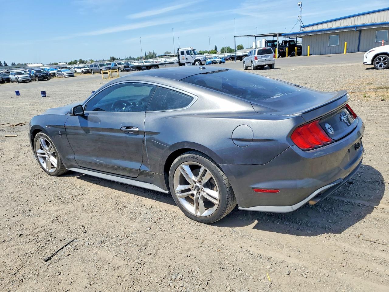 2018 Ford Mustang Gray vin: 1FA6P8TH8J5123139