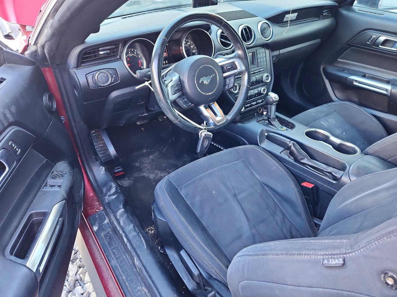 2018 Ford Mustang Red vin: 1FA6P8TH8J5158733