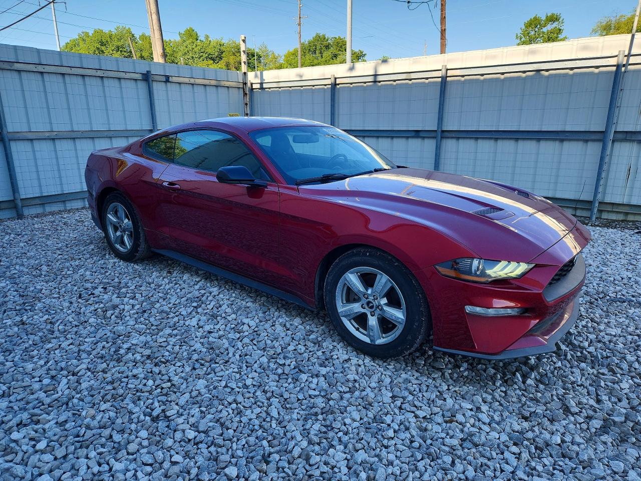 2018 Ford Mustang Red vin: 1FA6P8TH8J5158733