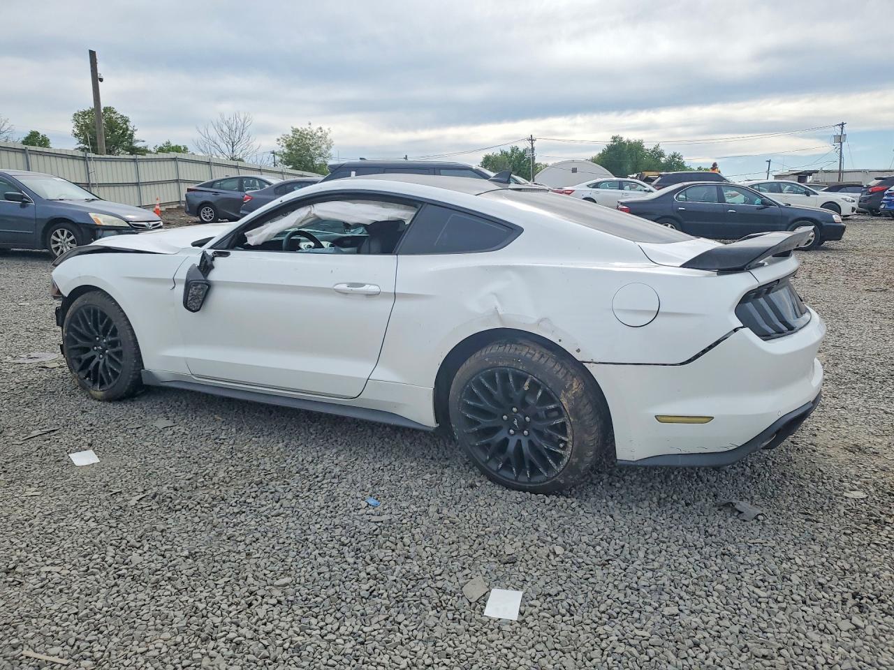 2021 Ford Mustang White vin: 1FA6P8TH8M5101467