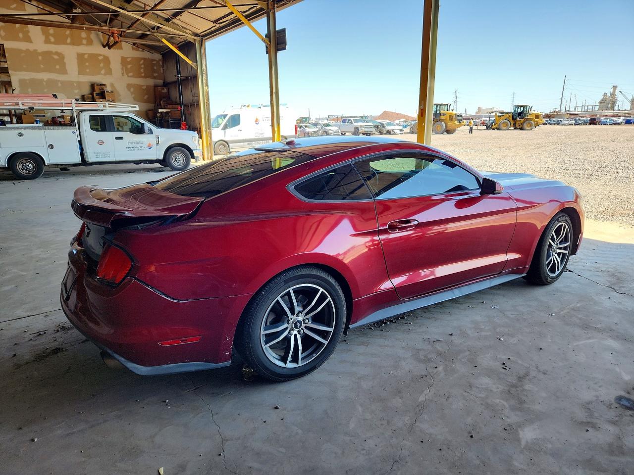 2015 Ford Mustang Red vin: 1FA6P8TH9F5312387