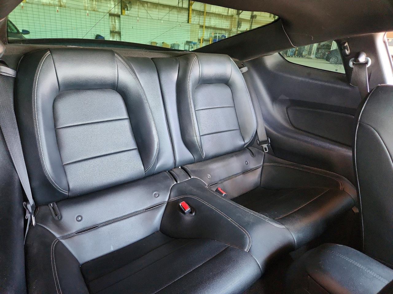 2015 Ford Mustang Red vin: 1FA6P8TH9F5312387