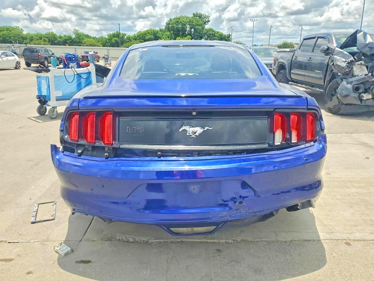 2015 Ford Mustang Blue vin: 1FA6P8TH9F5314205