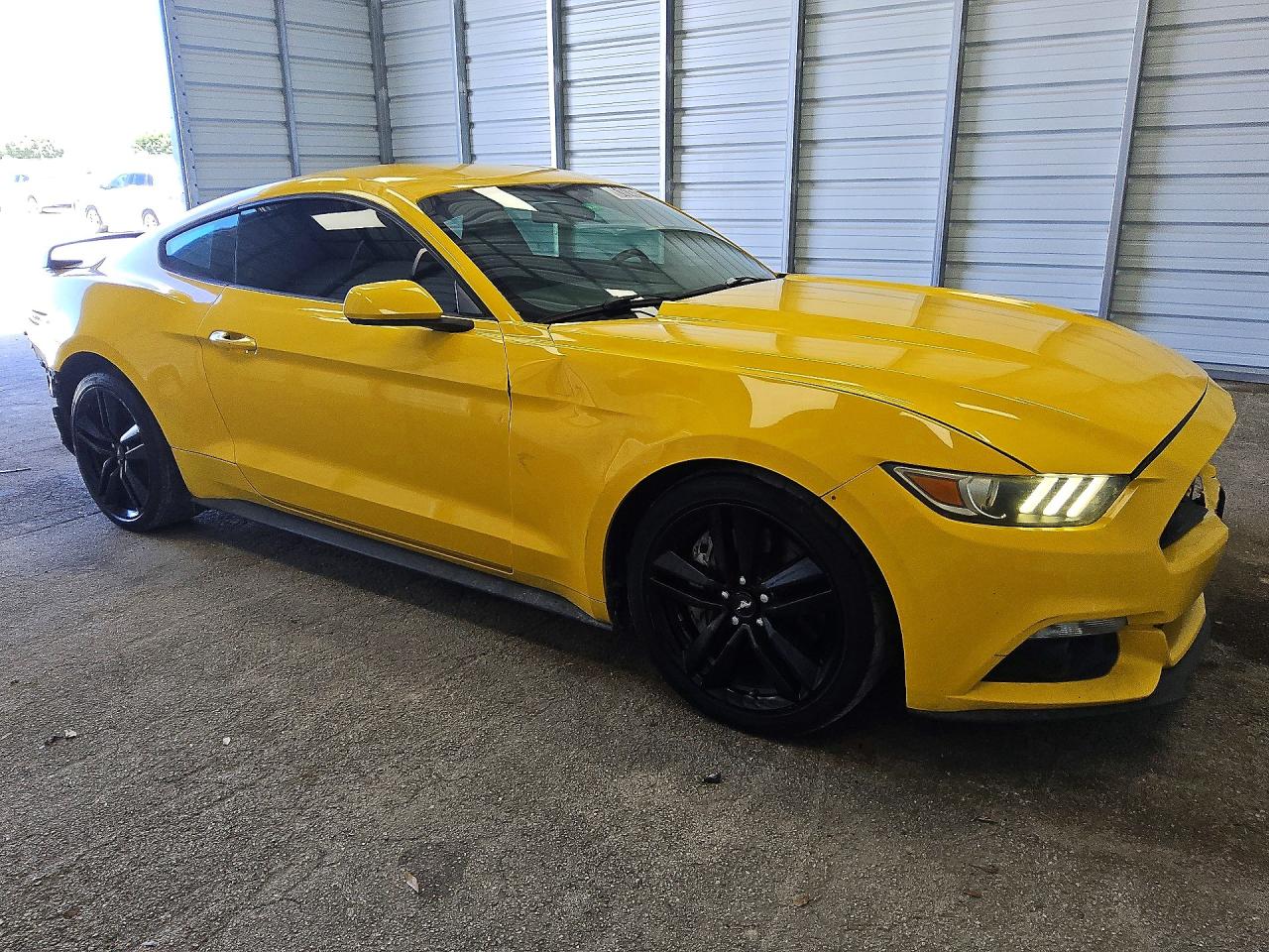2015 Ford Mustang Yellow vin: 1FA6P8TH9F5380463