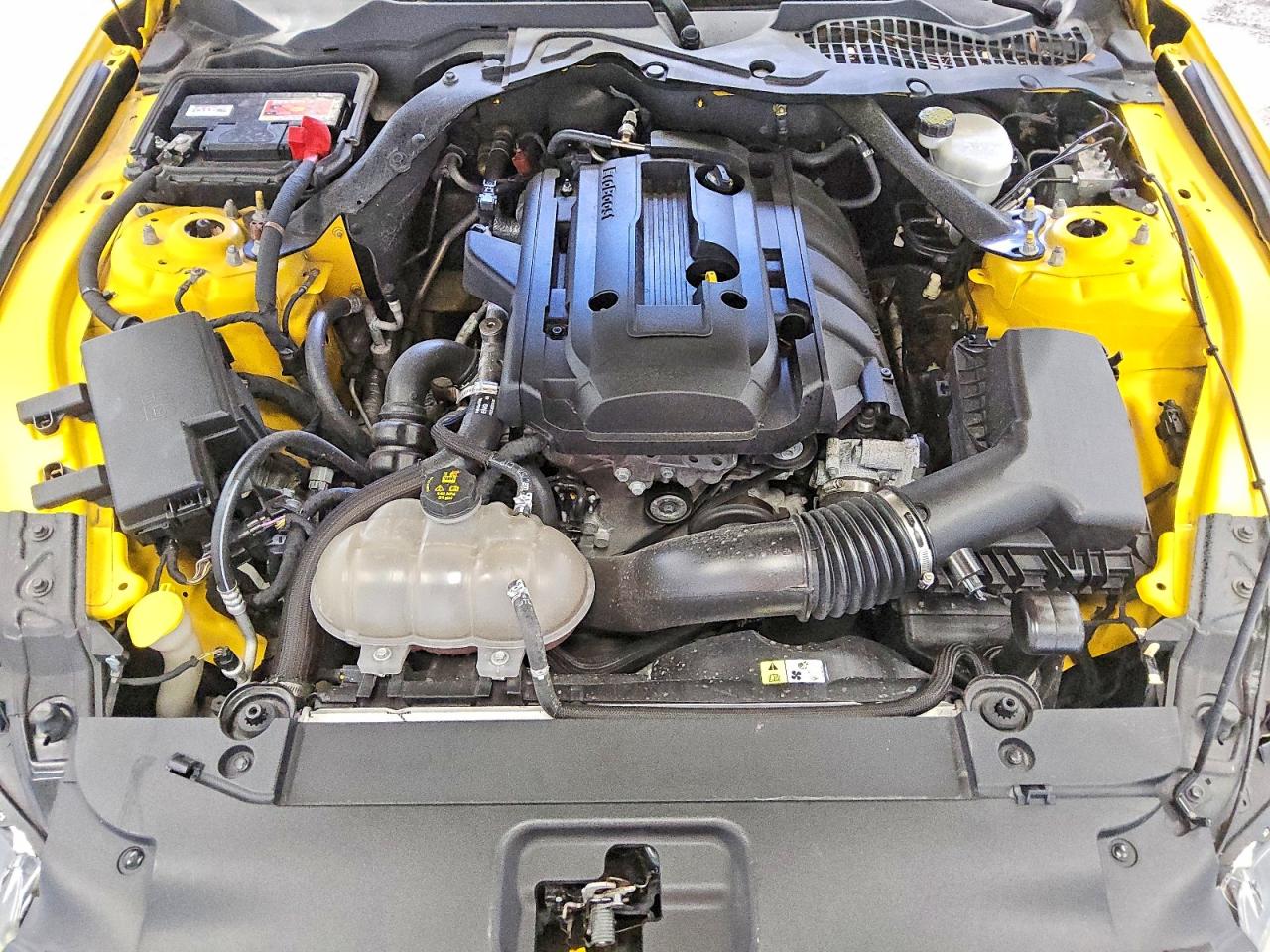 2015 Ford Mustang Yellow vin: 1FA6P8TH9F5380463