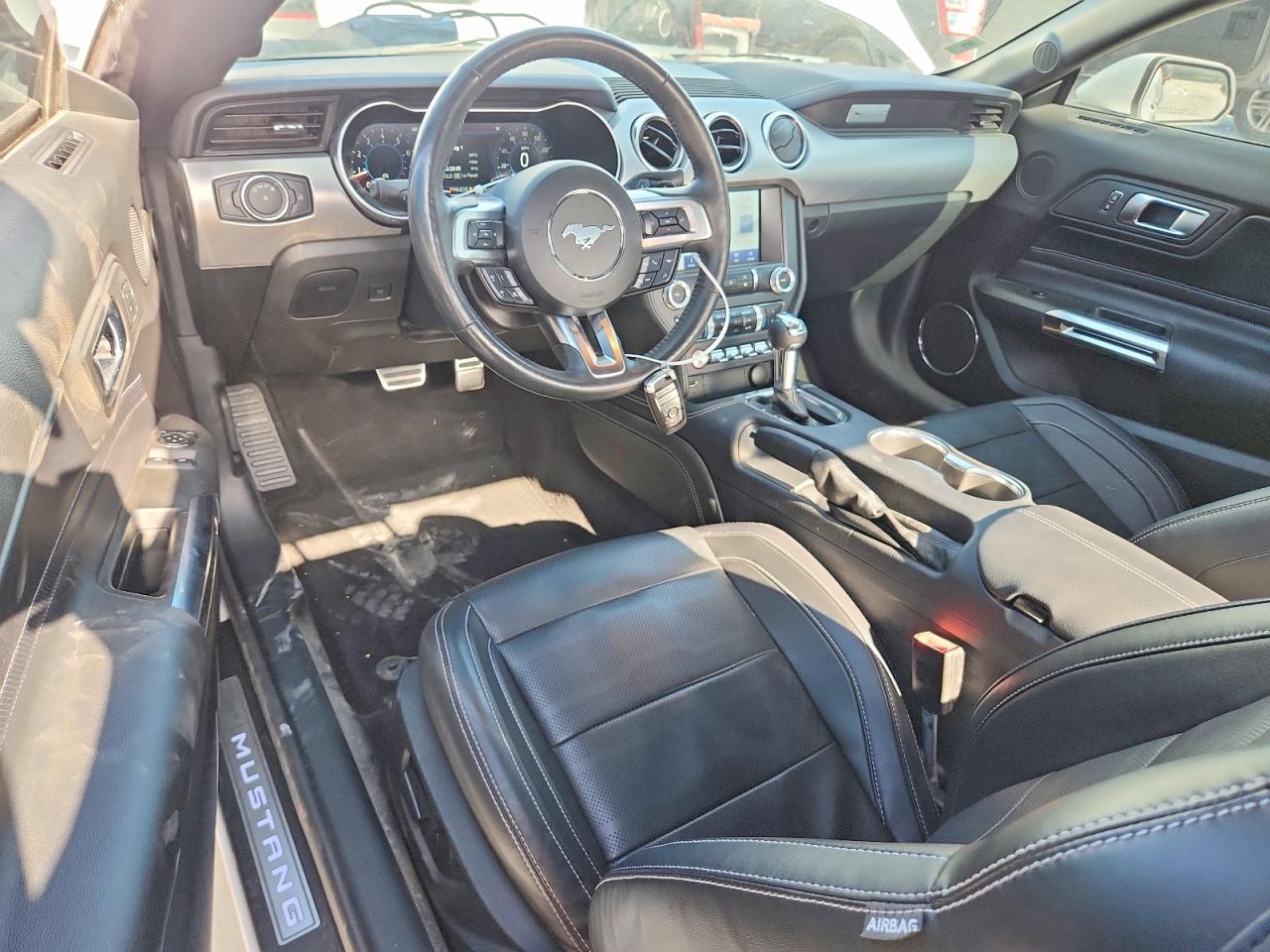2022 Ford Mustang White vin: 1FA6P8TH9N5130607